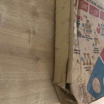 Domino's Pizza Ürün Geç Gelmesi Kotu Paketlenme Ve Sorumsuzluk