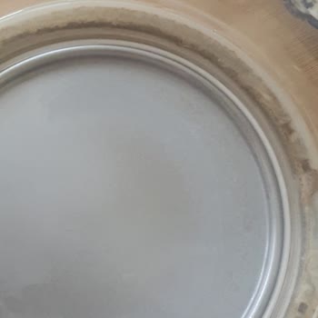 Arçelik Çaycı Makinesinin Tabanında Oluşan Ve Temizlenemeyen Kirler