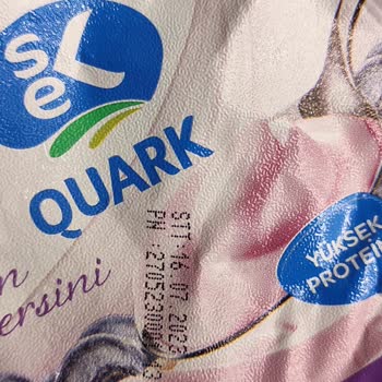 Sek Süt Tarihi Geçmemiş Olmasına Rağmen Küflü Ürün