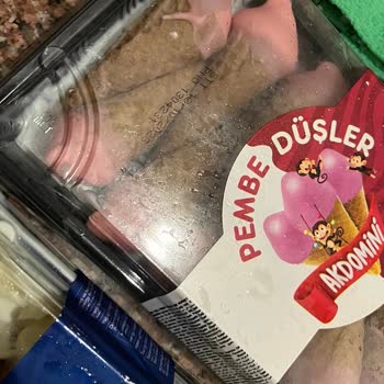 File Market Geç Gelen Sipariş Ve Erimiş Dondurma