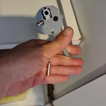 Vestel Hatalı Gelen Priz Kablosu Hakkında Mağdur Edilmemiz