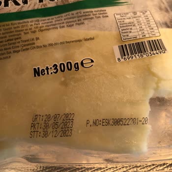 Yelken Gıda Peynirin İçerisinde Kıl Var