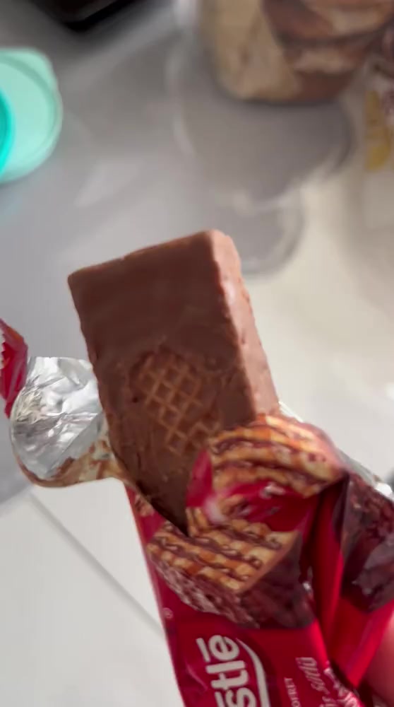 Hair in Nestlé Chocolate Wafers !!! video cover