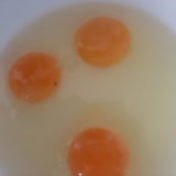 Ac Moment Carrefour Kumbasar Yumurta İçinde Kırmızı Şeyler Çıktı