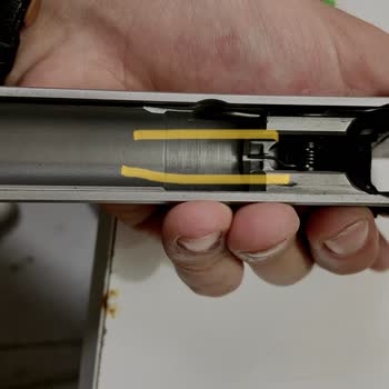 Sarsılmaz Silah Tutukluk Çizik Ve Çatlak