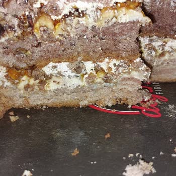 Değirmen Fırın & Cafe (Ağrı) Küflü Pasta