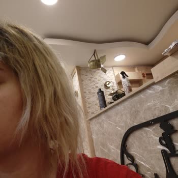 Sedat Güler Kuaför (İzmir) Kaynak Takım İşlemi