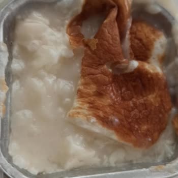 BİM Osmanoğlu Fırın Sütlaç Bozuk Çıkıyor