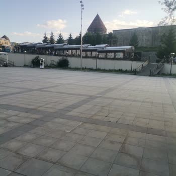 Erzurum Büyükşehir Belediyesi Sosyal Tesisleri Çalışan Arkadaşların Kibirli Tavırları