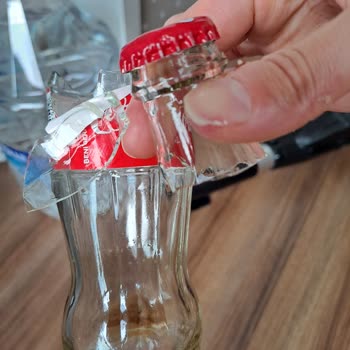 Coca-Cola Cam Şişe Patlaması