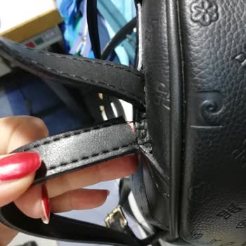 Pierre Cardin Çanta Sapı Kopuyor