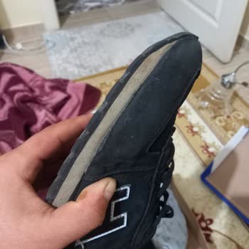 Yeni Koza Tekstil Mağazanın Müşteriye İlgisizliği