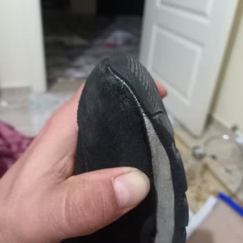 Yeni Koza Tekstil Mağazanın Müşteriye İlgisizliği