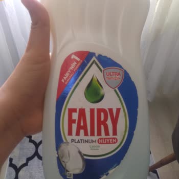 Fairy Platinum Köpürmüyor Bulaşıklar Hep Yağlı Kalıyor.