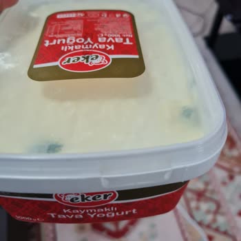 SKT Si Olmasına Rağmen Küflenen Eker Yoğurt