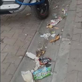 Kağıthane Seyrantepe Mahallesindeki Çöpler Düzgün Toplanmıyor