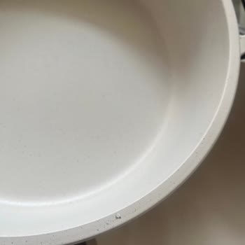 Taç Tencere Seti Kalitesizliği