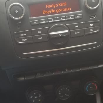 Dacia Teyp Radyo Kilitli Bayi İle Görüşün Hatas