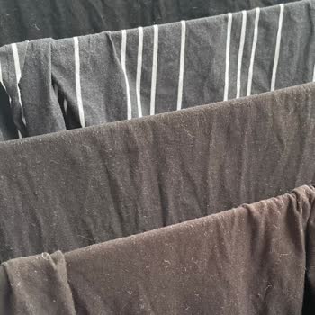 Beko Çamaşır Makinesi Siyahları Tüylendirdi Soldurdu Eskitti