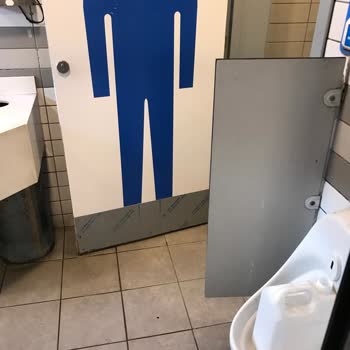 Opet Petrol Adana Yüreğir Öz Ulusoy Şubesinin İçler Acısı Hali