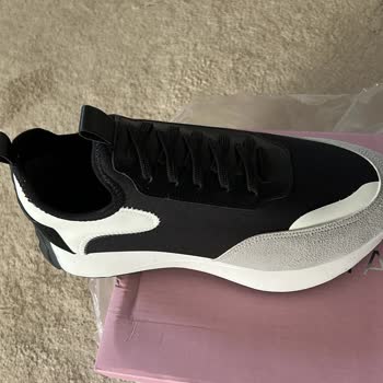 Nişantaşı Shoes Almış Olduğum Ürünün Yerine Başka Bir Ürün Gönderdiler