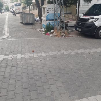 Esenyurt Belediyesi Çöp Alma Ve Temizlik