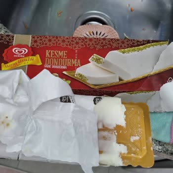 Algida Kesme Dondurma Değil Sanki Kesme Buz. Erimeyen Çözülmeyen Buz