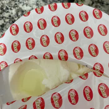 Eker Efsane Yoğurt Bozulmuş Çıktı