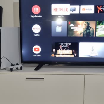 Toshiba TV Ekranda Çizgiler Oluştu