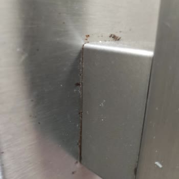 Beko Buzdolabı Çamaşır Makinesi Paslanma