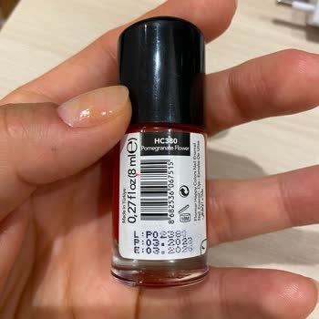 Flormar Marka Oje Tırnaklarımda Turuncu Renk Bıraktı.