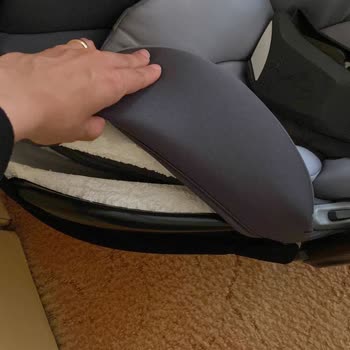 Türk Hava Yolları Bebek Arabamızı Kırdı Yenisini Vermiyor