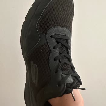 Sketchers Ayakkabı Pişmanlıktır
