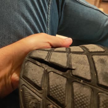 Derimod:Tek Giyimlik Ayakkabı... (! )