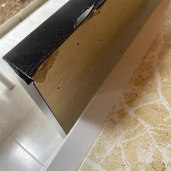 IKEA Hasarlı Ürün Gönderdi. Değişim Talebime Yardım Bekliyorum.