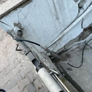 Türk Telekom Yıkım Yüzünden İnternet Kesintisi!