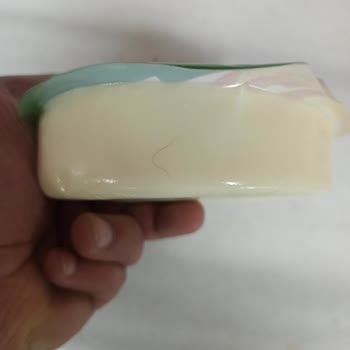 Torku Kaşar Peyniri İçerisinde Kıl Durmaktadır