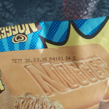 A101 Algida Sandwich Dondurmasından 2 Adet Kıl Çıktı