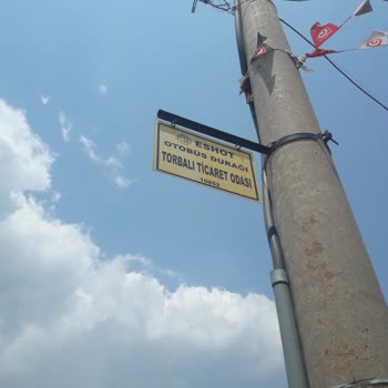 Eshot 701 Numaralı Otobüs Şoförü Torbalı Ticaret Odası Durağında Durmadı