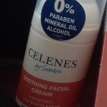Celenes By Sweden Yatıştırıcı Yüz Kremi Sivilcelenme Yaptı