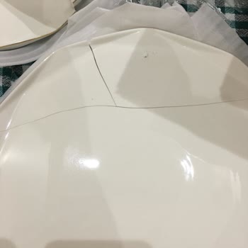 Şimal AVM Mağaza Yüzünden Ürünü İade Yapamıyorum Ürünler Hep Kırık