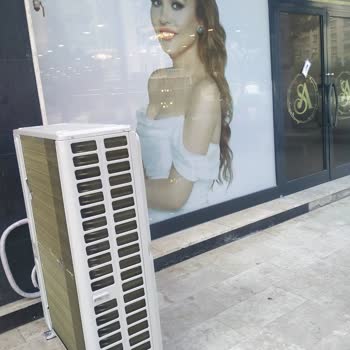 Arçelik Yoldan Geçen Herkesi Servis Yapmış Sanki Profesyonellik Sıfır