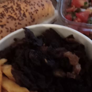 Köfteci Yusuf Döner Tamamen Yanık Geldi