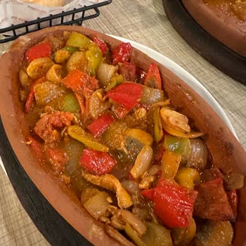 Chickinn Restaurant Yemek Porsiyon Azlığı