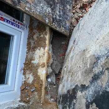 Karanfil İnşaat'ın Yaptığı Daireler Su Alıyor