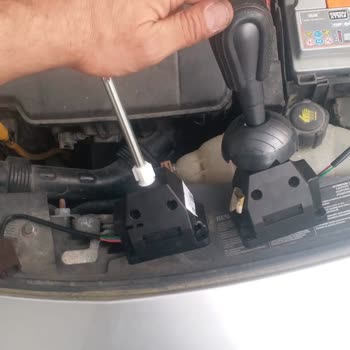 Furkan Oto (Zonguldak) Yarı Otomatik Arabamın Vites Kolunu Kıran Usta!