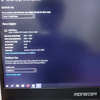 Monster Notebook 120hz Siyah Çizgi Sorunu