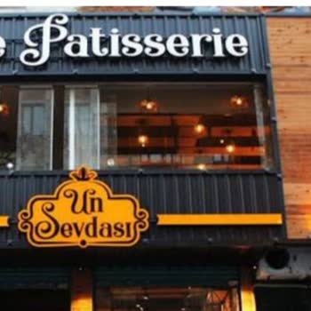 Un Sevdası (Esenler) Pastanede Beklediğimi Bulamadım