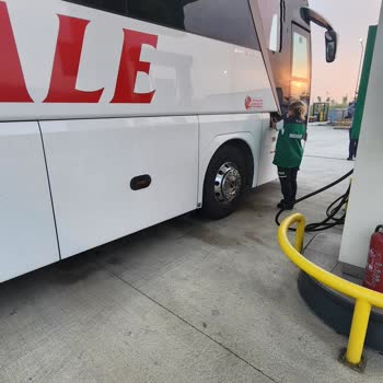 Pamukkale Turizm, Kazalı - Camsız Araçla Sefer Düzenliyor.