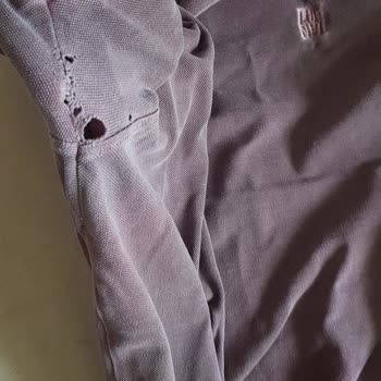 Lufian's Expensive Polo Shirt Tears Apart After One Wear